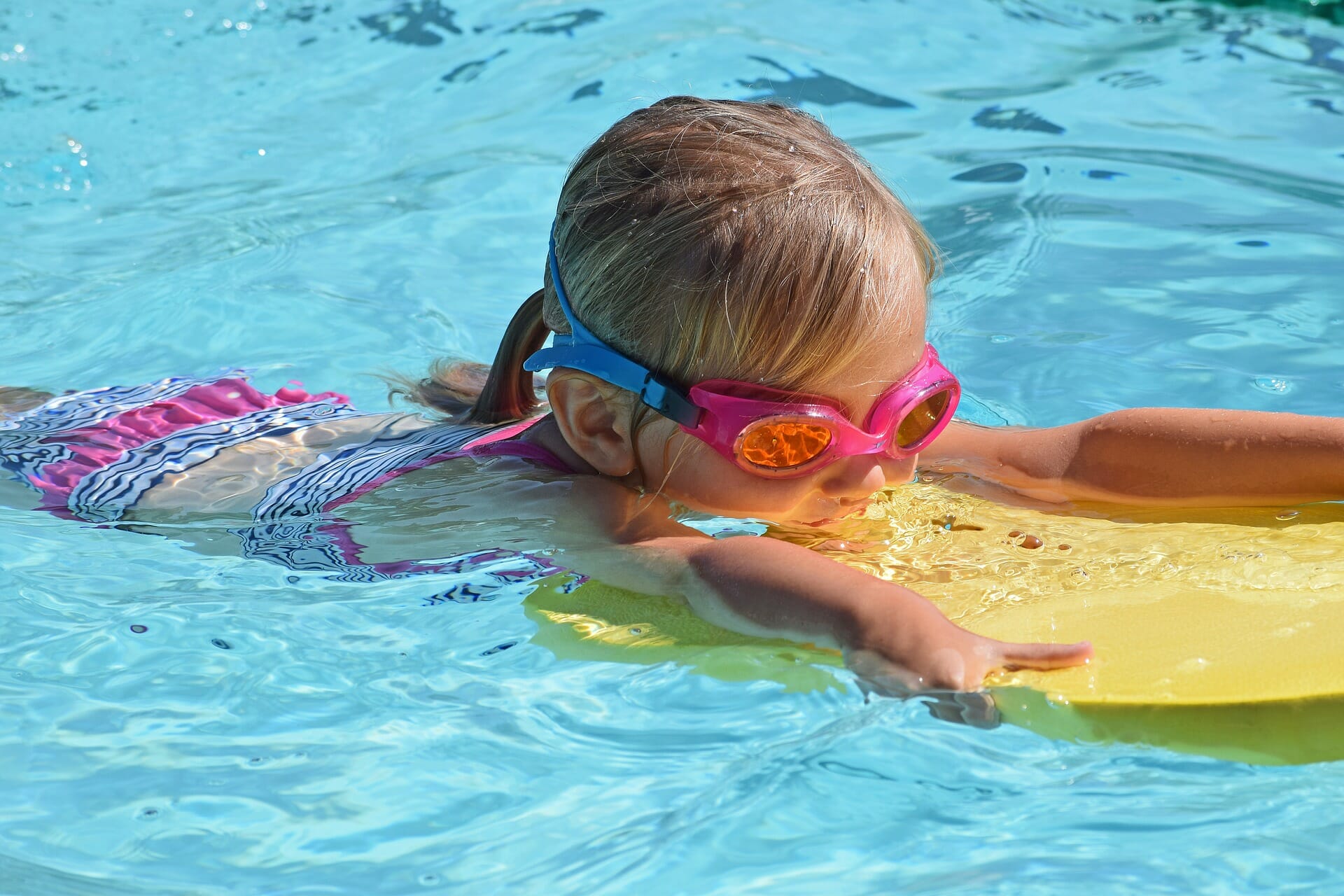 Pool time: How to protect against the side effects of chlorine
